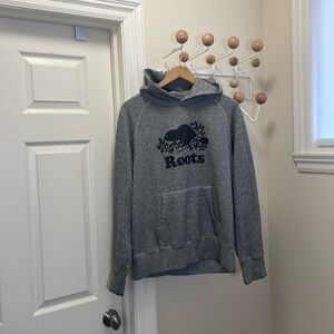 Roots - Classic Long Sleeve Hoodie - Heather Grey - M